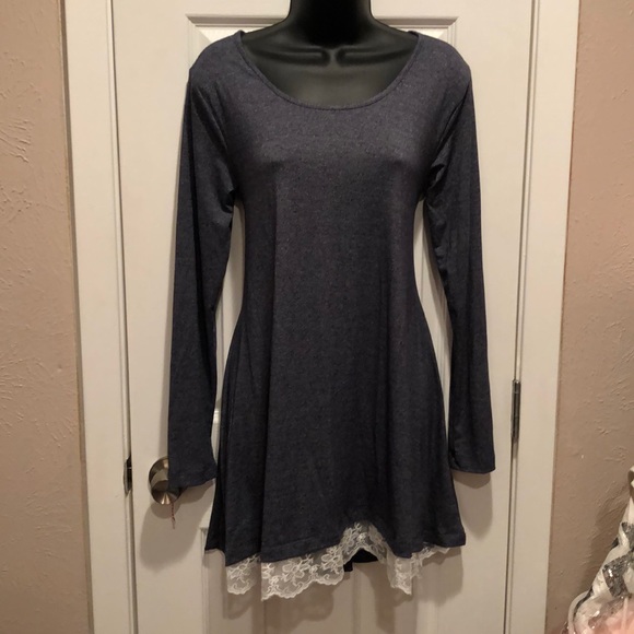 Women’s tunic top - Picture 2 of 3